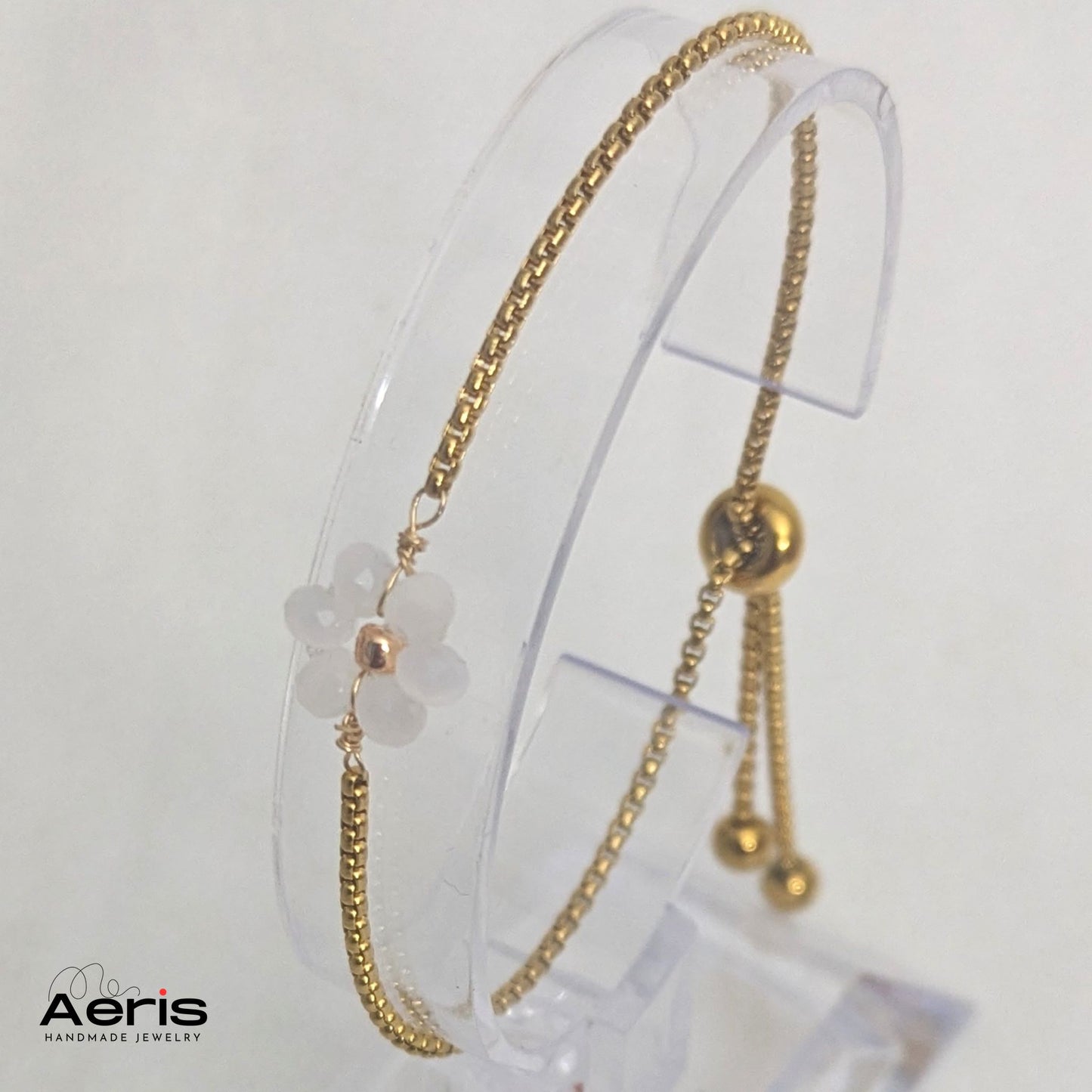 Bratara handmade, reglabila, cu floricica, lant si slider