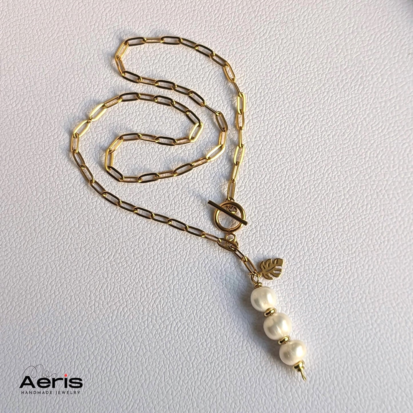 Colier handmade cu lant si perle