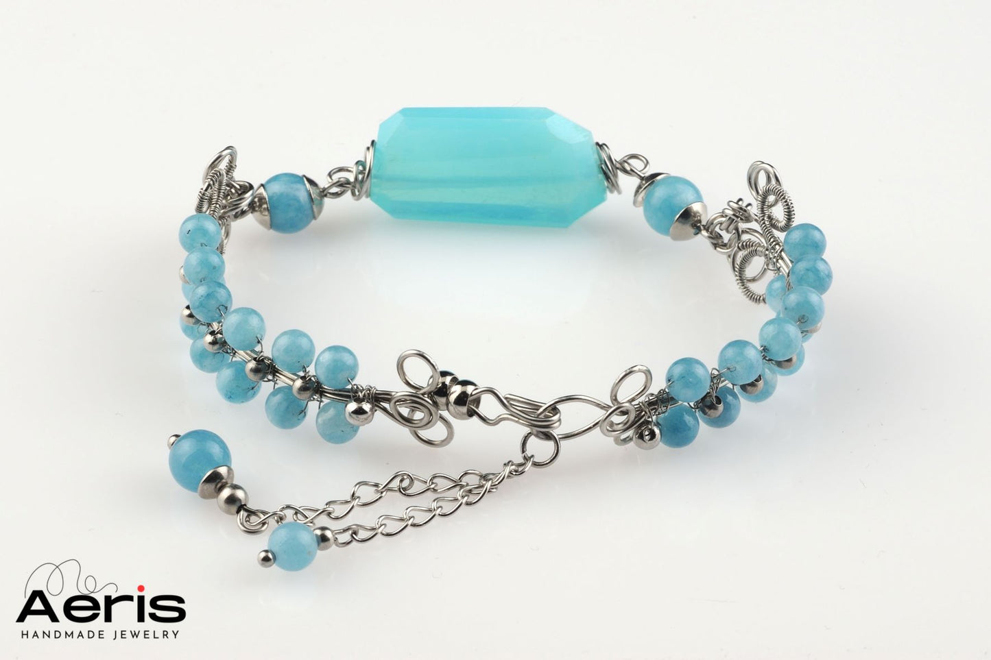 Bratara handmade detaliu