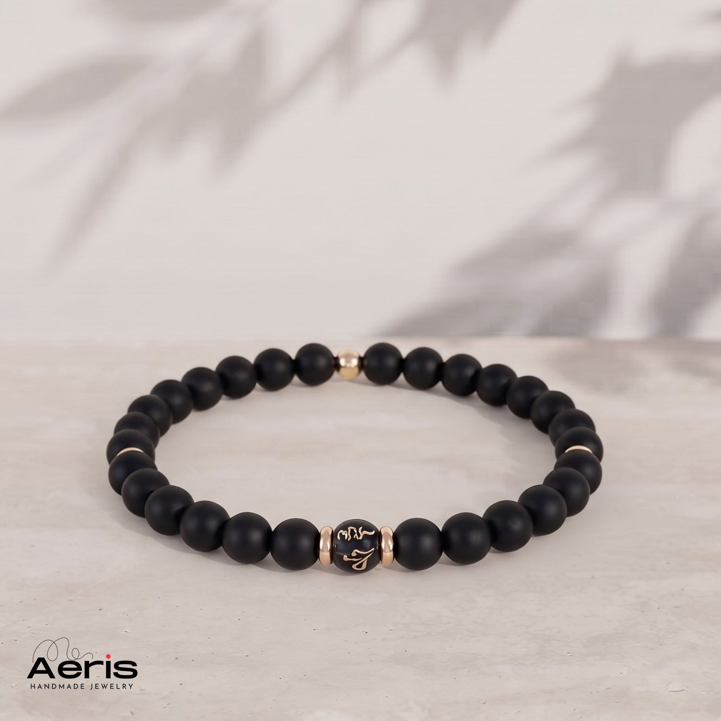 Bratara handmade cu mantra gravata