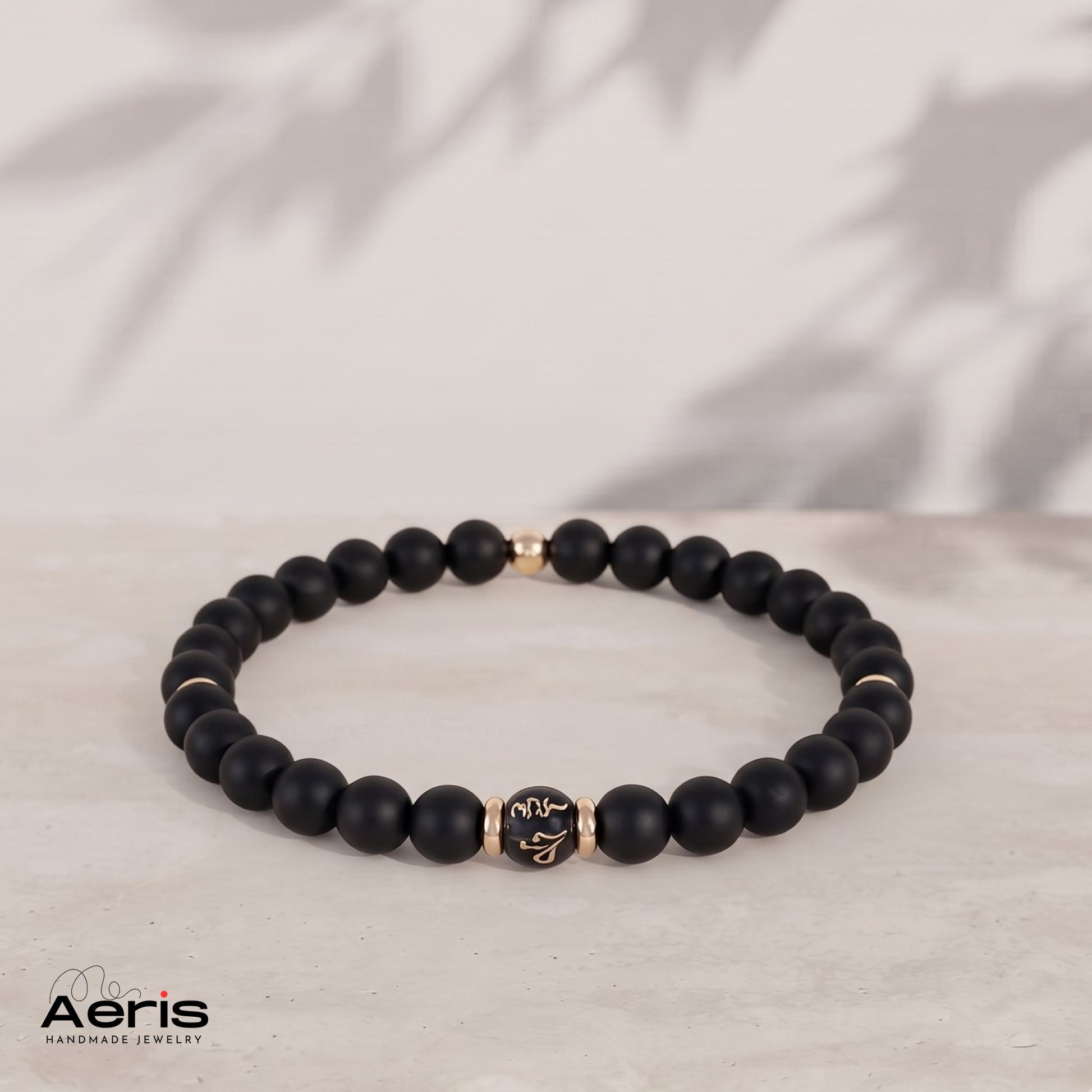 Bratara handmade cu mantra gravata