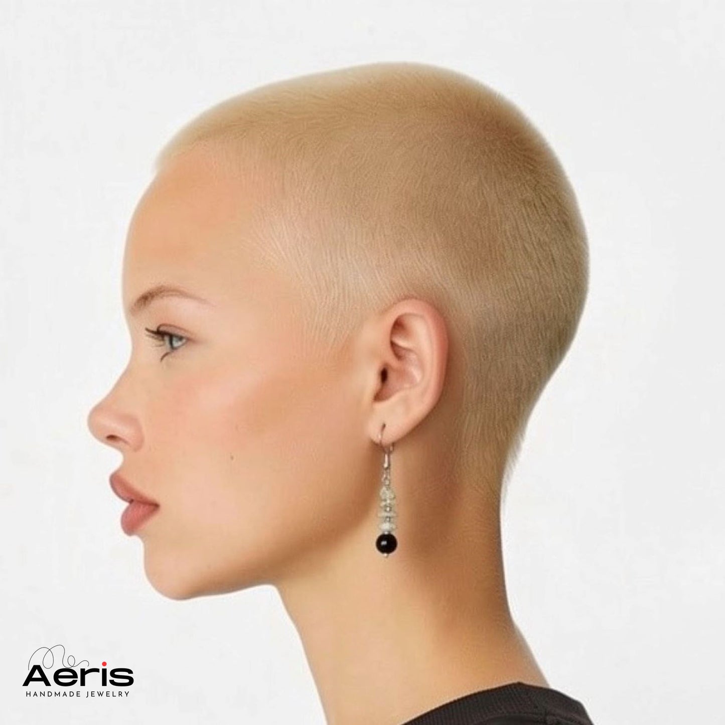 Cercei dangle cu carlig, pe model