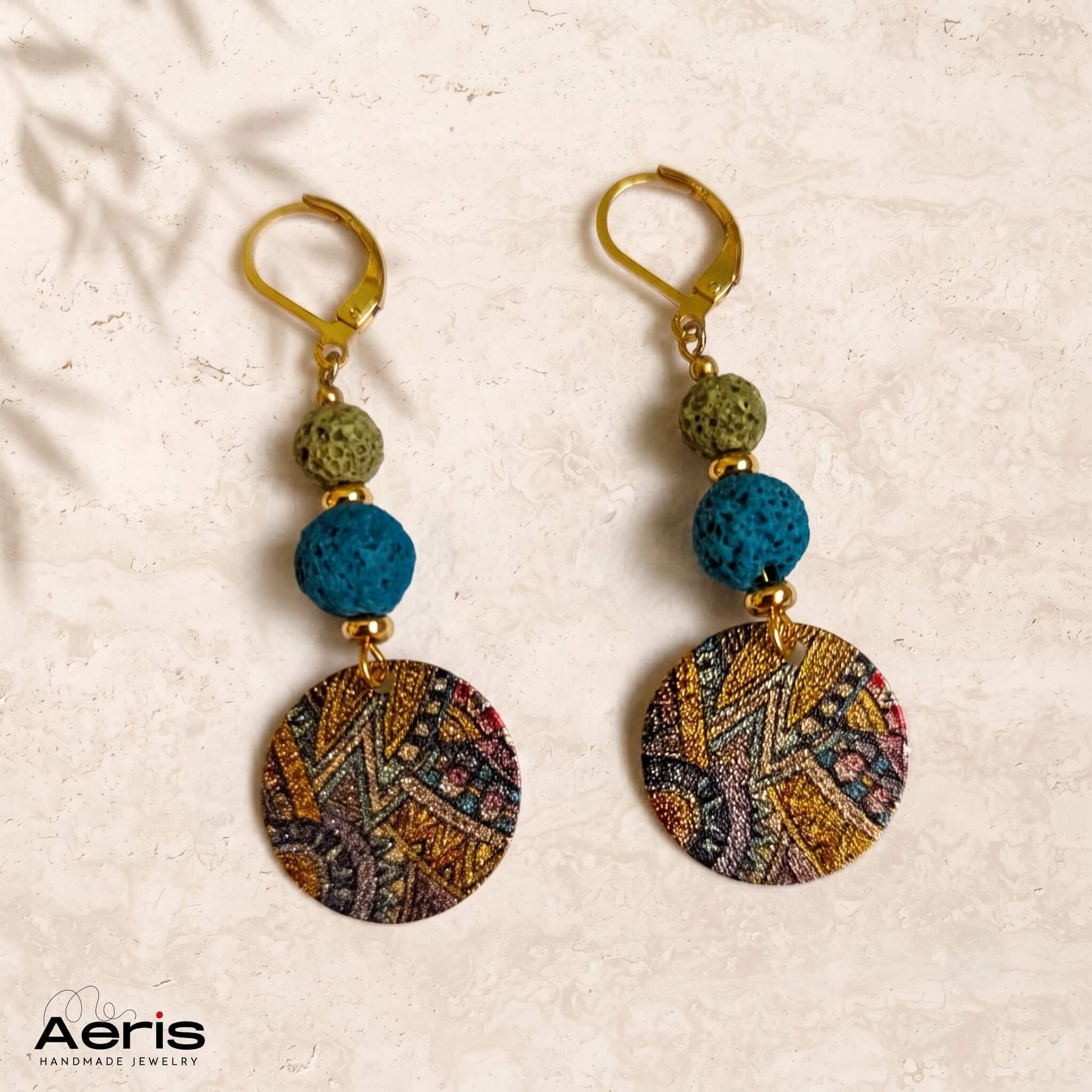 Cercei multicolori boho chic cu tortite leverback din inox auriu