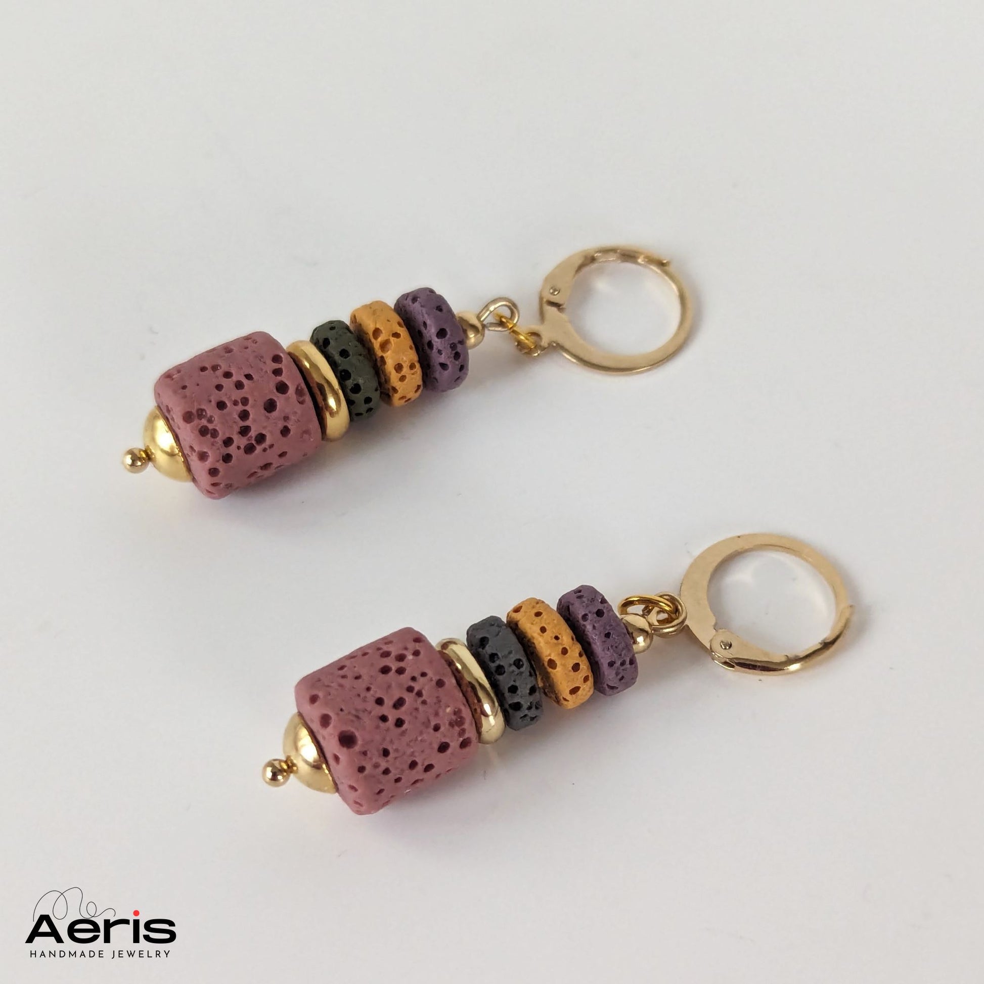 Cercei clips cu margele din lava vulcanica multicolora