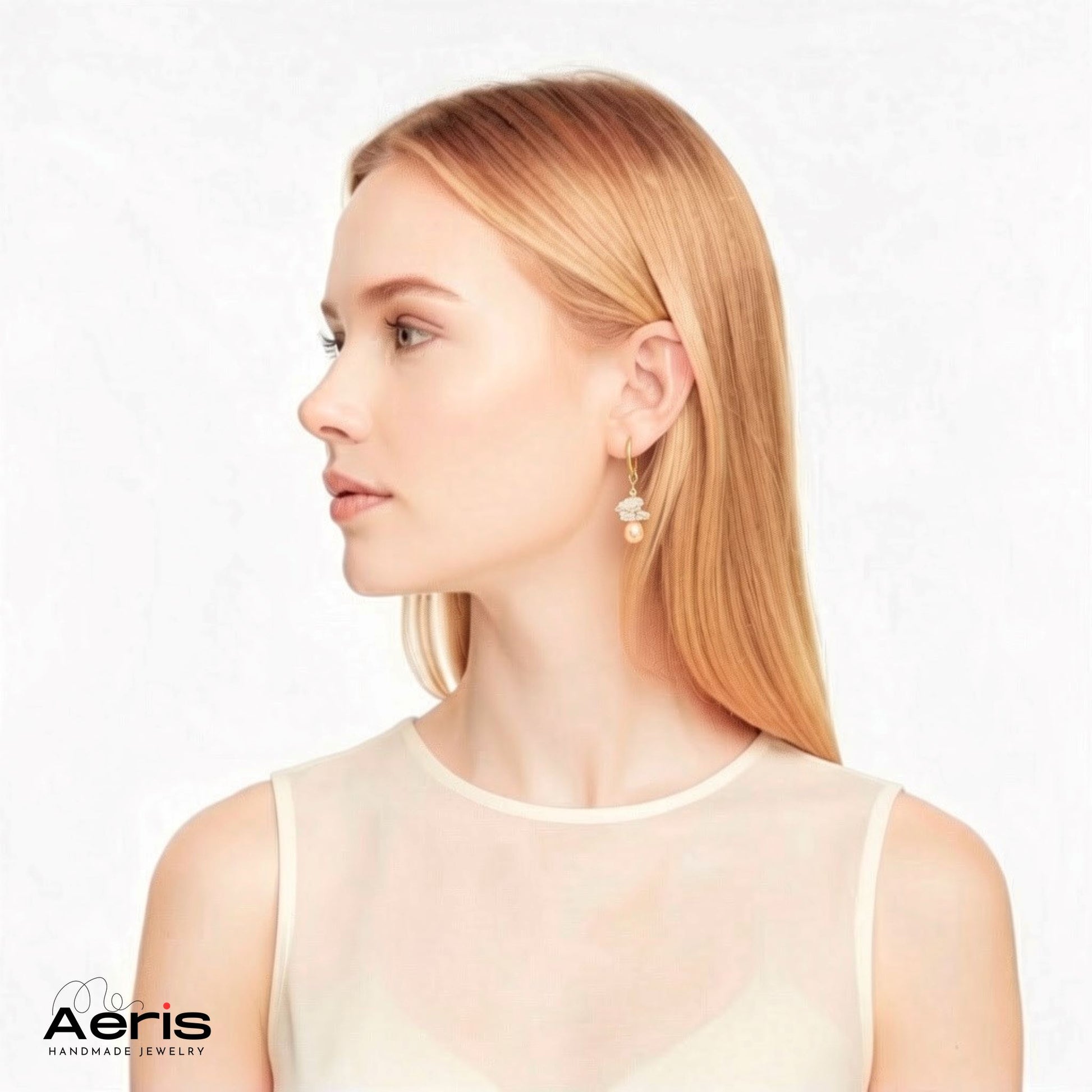 Cercei eleganti cu perle, pe model