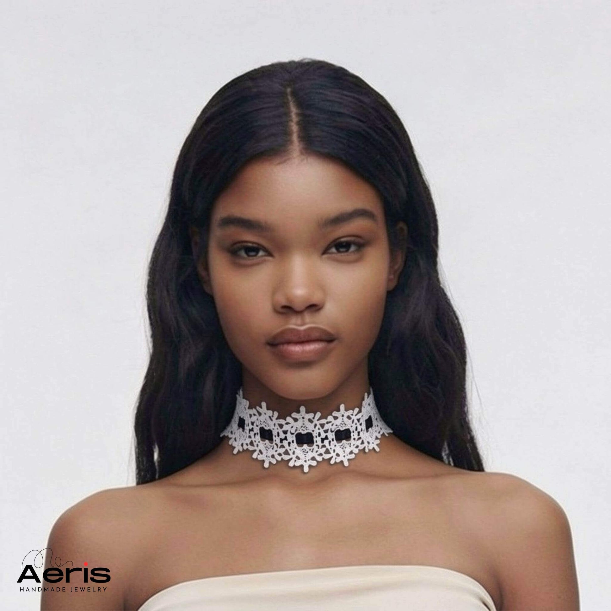 Choker lat pe model