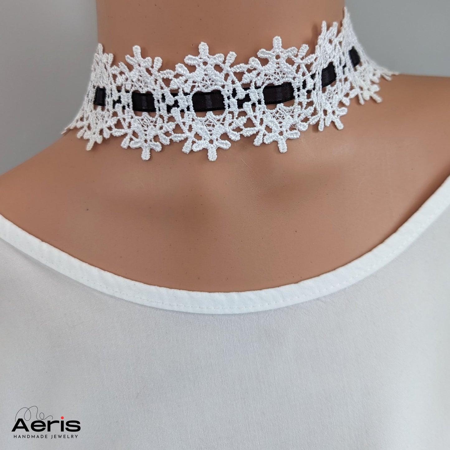 Choker Black & White