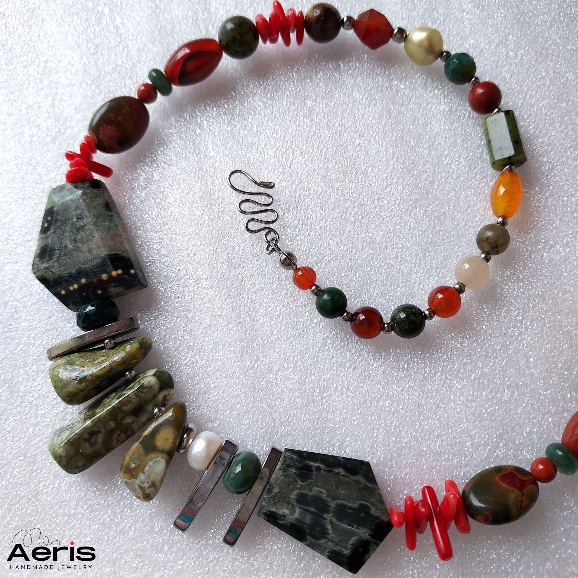 Colier statement handmade detaliu
