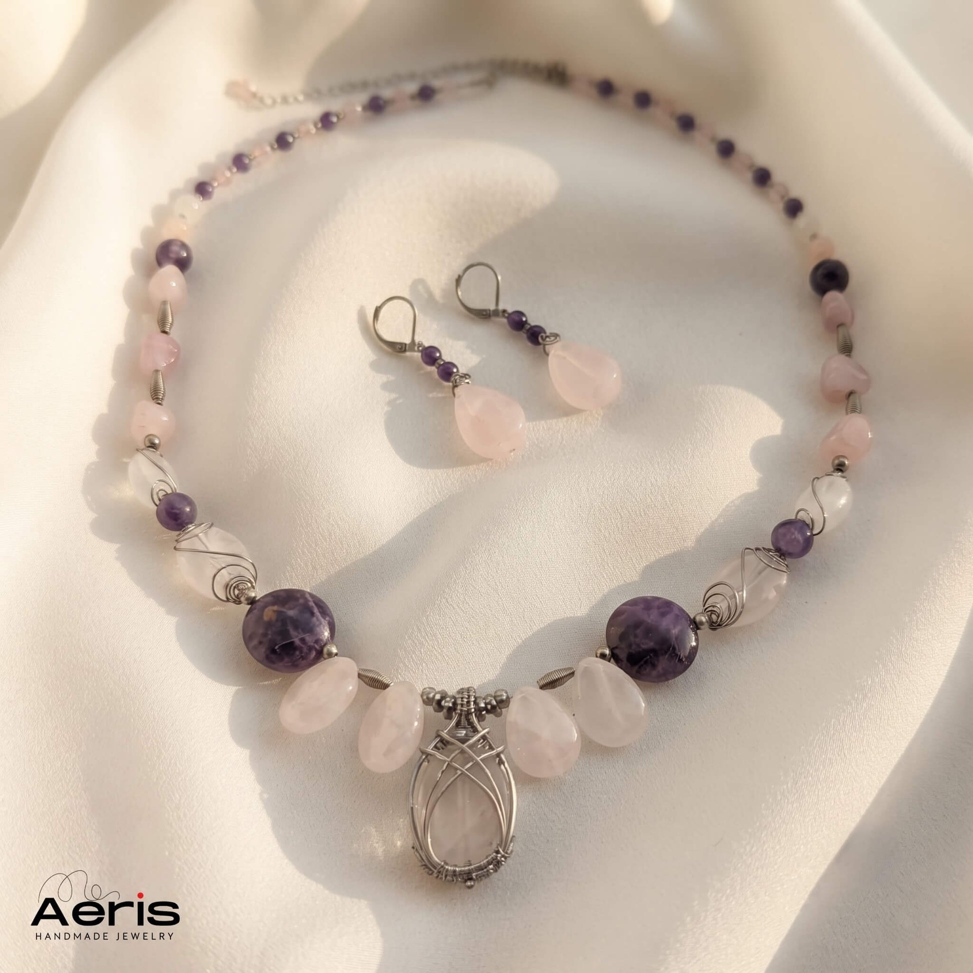 Set handmade cu pietre naturale si accesorii din inox